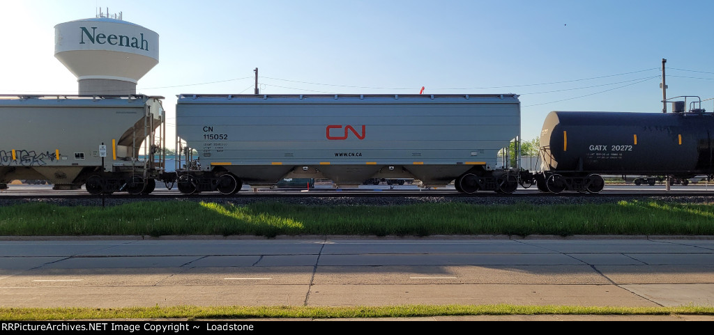 CN 115052